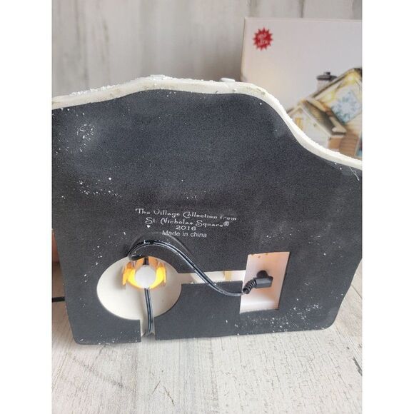 St Nicholas square SNS Crafty Cottage village accessory xmas - Picture 7 of 7